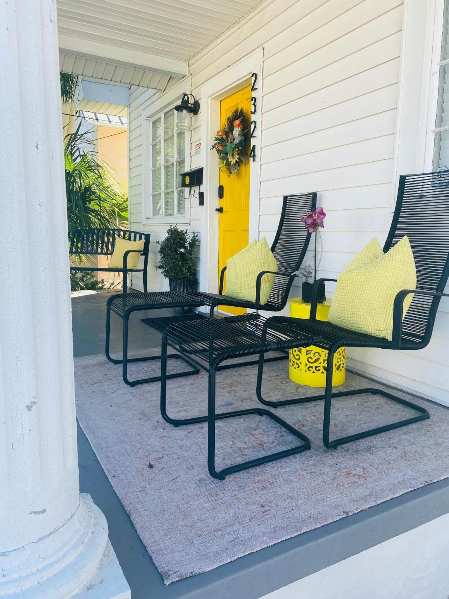 No Ho Yellow Door Bungalow Tampa Exterior photo